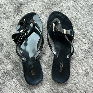 Mini Melissa size 8